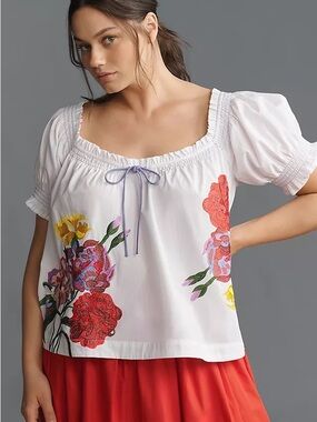 New Anthropologie Puff Sleeve embroidered blouse Medium